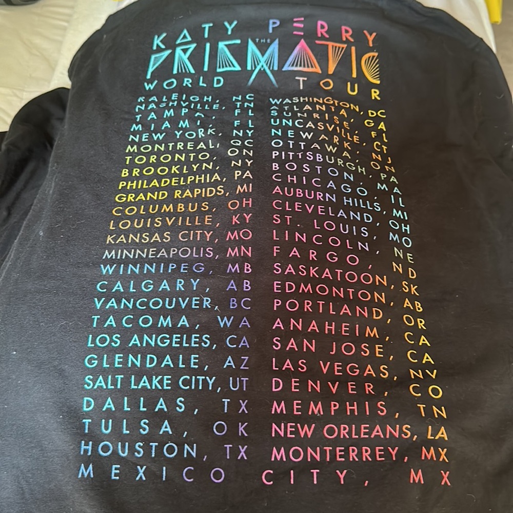 Katy Perty official tour shirt Prismatic World Tour 2014 size XXL Brand new nice